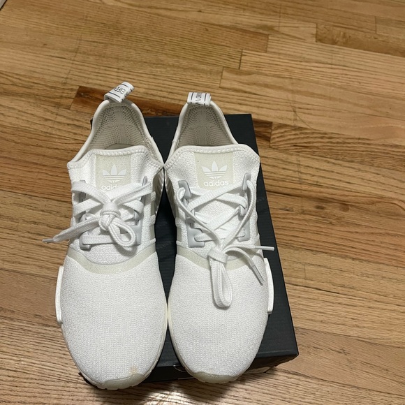 Adidas WMNS NMD_R1 'WHITE SILVER METALLIC Size 9 - Picture 8 of 16